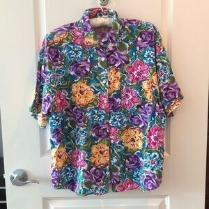 Gitano Vintage Women’s Floral Top